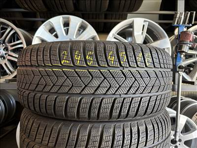 245/45 r18 Pirelli 2022 Winter Sottozero téligumi 4db 245/45r18 garnitúra