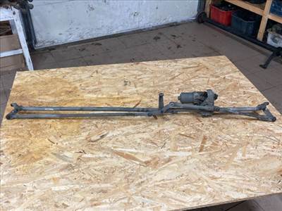 Peugeot 308 I ablaktörlő motor  3397021099 0390241869