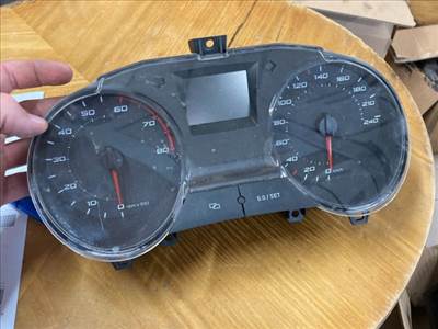 Seat Ibiza IV kilométer óra  6j0920803