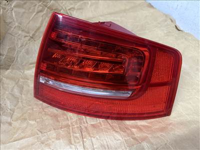 Audi A8 jobb hátsó ledes lámpa  4e0945096h