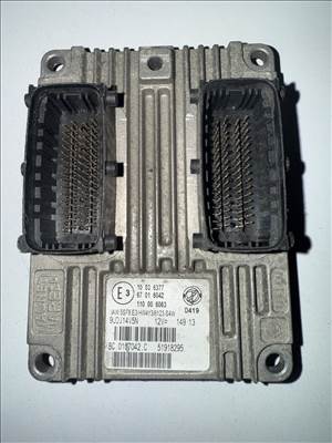Fiat 500 1.2 8V Motorvezérlő ECU 51918295