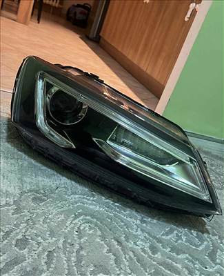 Volkswagen Jetta VI fényszóró 