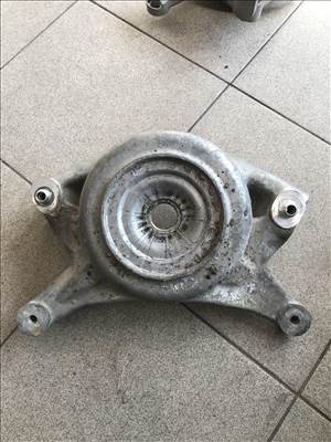 Audi A4 (B8 - 8K) jobb első rugótányér 8k0412384f