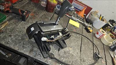 Nissan Navara (D40) Double Cab 2.5 dCi Automata váltó fordító mechanika 