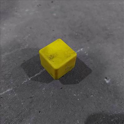 Ford Transit Tranzit MK6 00- 82461739 30A amper sárga relé relay 1965