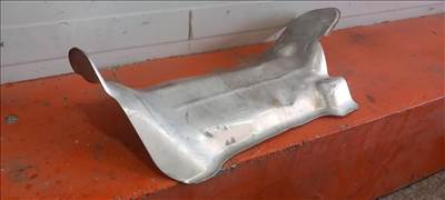 VW Volkswagen Golf Seat Skoda Audi 03- KORMÁNYMŰ HŐVÉDŐ BORÍTÁS 1sku159