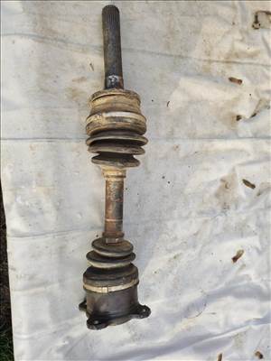 Mitsubishi Pajero L200 jobb első féltengely 