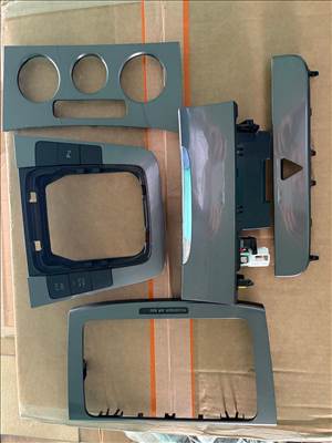 Volkswagen Passat B6 Bontott alkatrészei