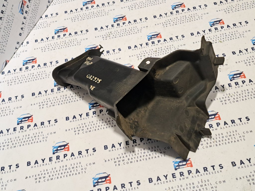 BMW E81 E87 E82 E88 E90 E91 E92 E93 E84 X1 bal elsõ vízelvezetõ lefolyó csatorna 3. kép