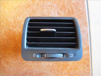 Volkswagen Golf V jobb szellőző rács 