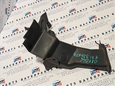 BMW E81 E87 E82 E88 E90 E91 E92 E93 E84 X1 bal első vízelvezető lefolyó csatorna