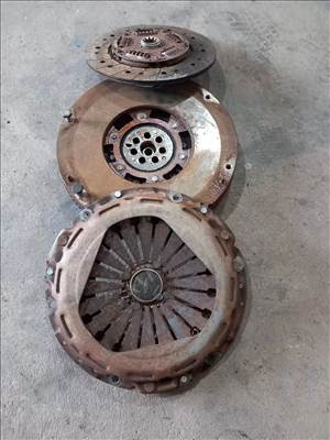 Iveco DAILY 12- 2.3 Kuplung kuplungtárcsa szerkezet lendkerék 6450