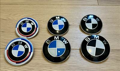 BMW EMBLÉMA JEL LOGO E46 E30 E36 E39 E38 E90 X5 stb 