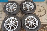  5x114.3 lyukosztású 16" használt (gyári felni) alufelni, rajta 205/60 újszerű Falken téli gumi 