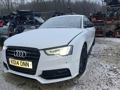 Audi A3 (8P) face lift s-line 2.0 CGLC MVT LY9C bontott alkatrészei