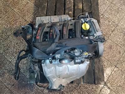 Renault Clio II Hengerfej *154547* k4m744 7700600552f
