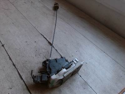 FORD MONDEO 01-07 Bal első ajtó zárszerkezet központi záras