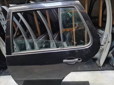 Volkswagen Golf IV bal hátsó ajtó LC9Z 5 ajtóshoz (31697)