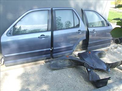 Honda CR-V II ajtó motorház fedél csomagtér ajtó 
