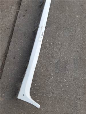 Suzuki Liana Bal Küszöb Burkolat