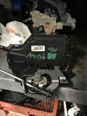 Audi A4 (B6/B7) jobb hátsó zár 8e0839016c