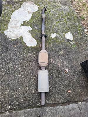 Fiat 198. Diesel 88 kw Kipufogó rendszer középrész 49805963a600 55183011katalizator