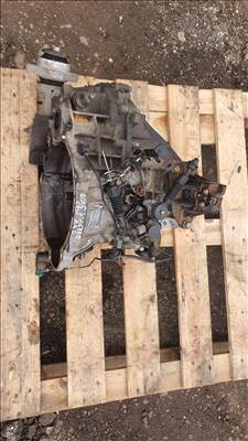 Váltó   2015 Kia Ceed 1.4 d  crdi  wfj6e