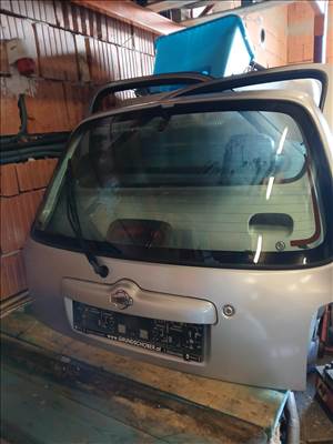 Nissan Micra IV hátsó ajtó