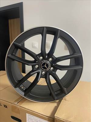 Mercedes Amg style 18” alufelni