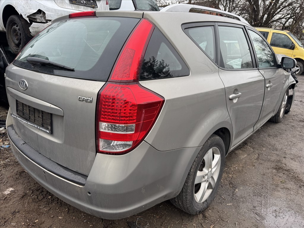 Kia Cee'd (JD) 1.6CRDI bontott alkatrészei 2. kép