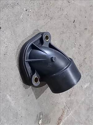 Renault TRAFIC Opel VIVARO 01- Hűtővíz műanyag vízcső vízcsőcsonk 8109