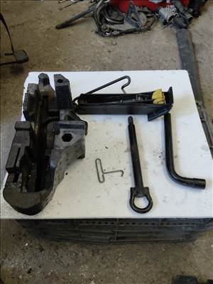 Renault Mégane III emelő készlet 