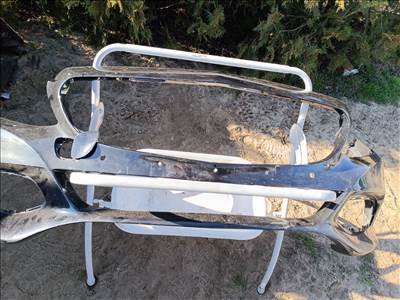 Mercedes C-osztály W205 Első lökhárító lökhárító héj A2058850125