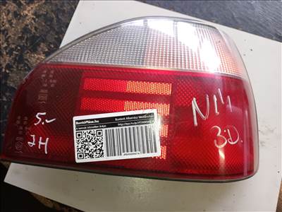 Nissan Sunny III Jobb hátsó lámpa 