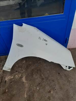 Suzuki Liana Jobb Első Sárvédő
