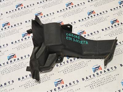 BMW E81 E87 E82 E88 E90 E91 E92 E93 E84 X1 jobb első vízelvezető lefolyó csatorna