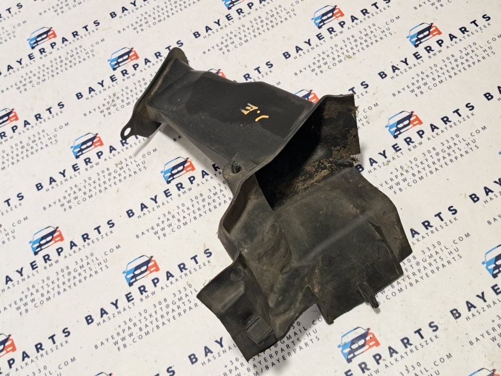 BMW E81 E87 E82 E88 E90 E91 E92 E93 E84 X1 jobb elsõ vízelvezetõ lefolyó csatorna 2. kép