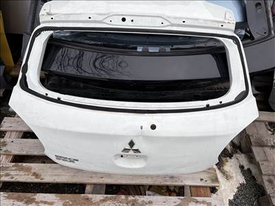 Mitsubishi Space Star II csomagtérajtó 