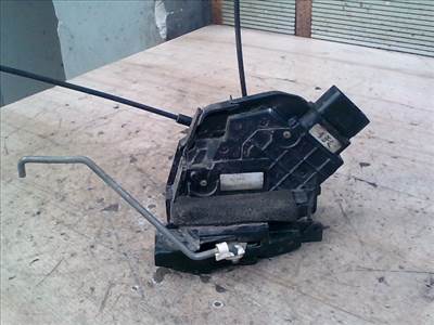 MAZDA 3 03.10-06.06 Jobb első ajtó zárszerkezet központizáras