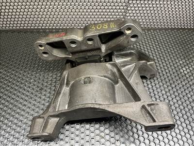 Peugeot 308 II motortartó bak 4A103720