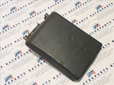 BMW E39 fekete könyöklő kartámasz