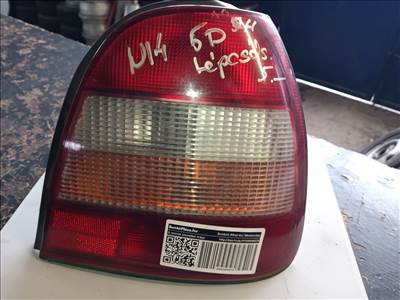 Nissan Sunny III Jobb hátsó lámpa 