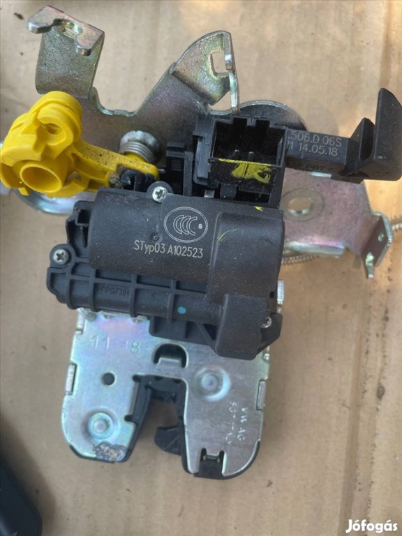 Skoda Superb III belső tartozékok vezérlő panel  6. kép