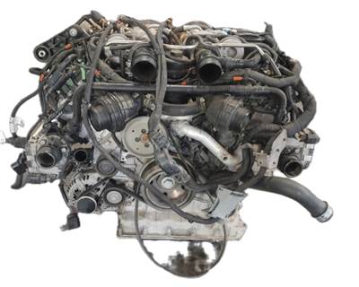 Audi A1 GB 30 TFSI Komplett motor DLAA