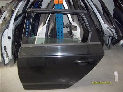  AUDI A4 8W KOMBI BAL HÁTSÓ AJTÓ ELADÓ!