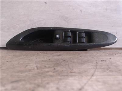 MAZDA MPV 99-05 Bal első ablakemelő kapcsoló