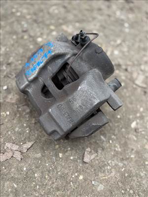 Alfa Romeo 159 Jobb első féknyereg 