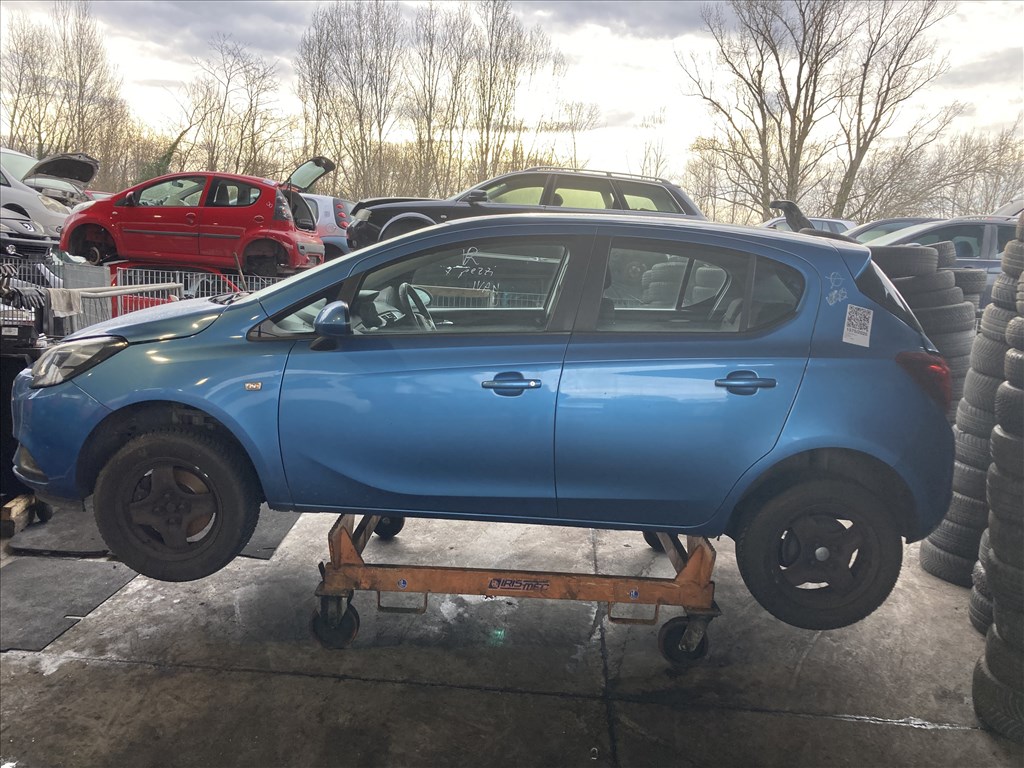 Opel Corsa E bontott alkatrészei 2. kép