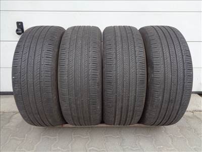 Hankook 235/55R19 nyári gumi 80%-os mintával jó állapotban  eladó. 
