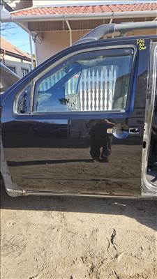 Nissan Navara (D40) Bal első ajtó 